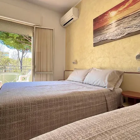 Zanella Hotel 3*